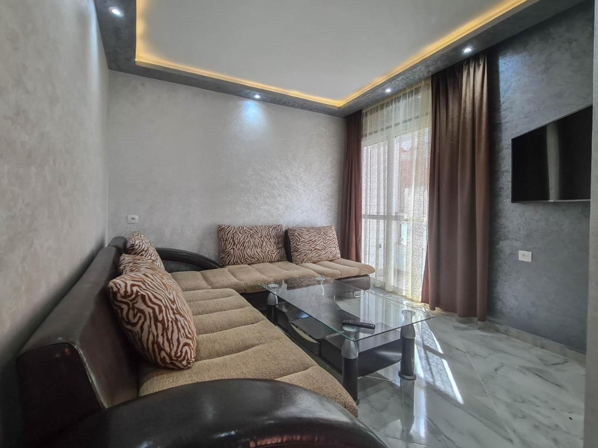 Ferienwohnung Immeuble Familial Imad Tétouan Exterior foto